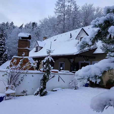 Gæstehus Hajovna U Dubu Karlštejn